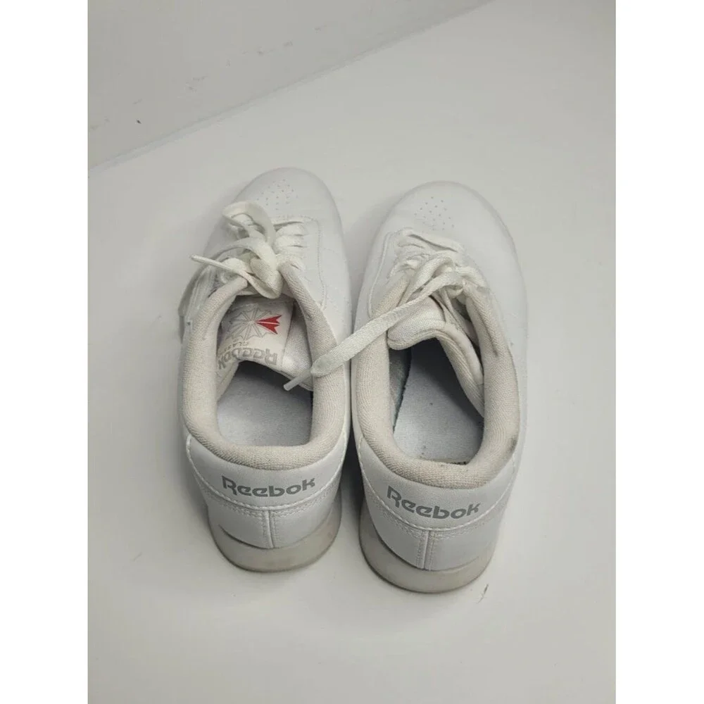 Reebok Women's Princess Walking Shoes white lace up comfortable size 7